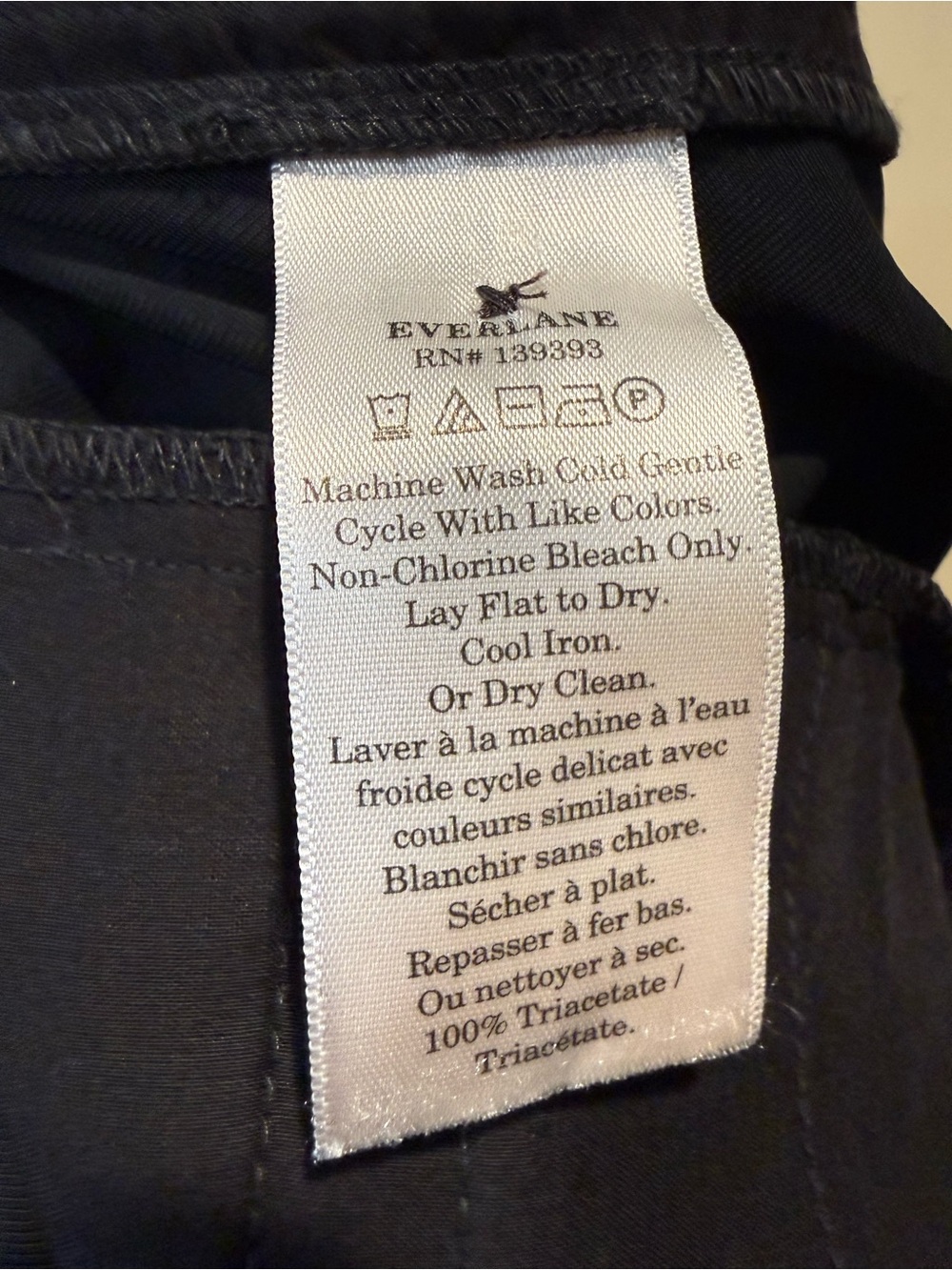 Everlane The Japanese GoWeave way high tapered Pant in Black - Picture 9 of 10
